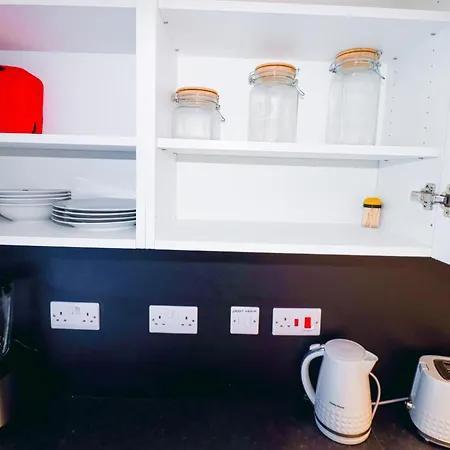 Stunning Flats In Handsworth Close To One Stop Perry Barr Andaston Football Club *